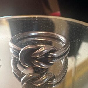 James Avery Lovers’ Knot Ring Retired